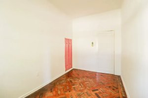 Casa comercial com 310m² no bairro São João em Porto Alegre para Alugar