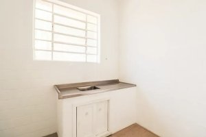 Casa comercial com 310m² no bairro São João em Porto Alegre para Alugar