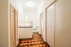 Casa comercial com 310m² no bairro São João em Porto Alegre para Alugar