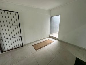Casa com 350m², 3 dormitórios no bairro Cristal em Porto Alegre para Alugar
