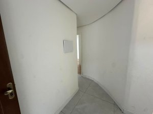 Casa com 350m², 3 dormitórios no bairro Cristal em Porto Alegre para Alugar