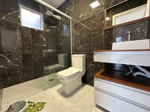 Casa com 350m², 3 dormitórios no bairro Cristal em Porto Alegre para Alugar