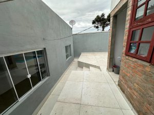 Casa com 350m², 3 dormitórios no bairro Cristal em Porto Alegre para Alugar