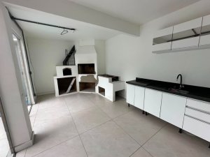 Casa com 350m², 3 dormitórios no bairro Cristal em Porto Alegre para Alugar
