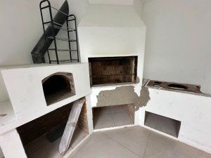 Casa com 350m², 3 dormitórios no bairro Cristal em Porto Alegre para Alugar
