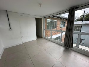 Casa com 350m², 3 dormitórios no bairro Cristal em Porto Alegre para Alugar