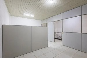 Depósito com 310m² no bairro São Geraldo em Porto Alegre para Alugar