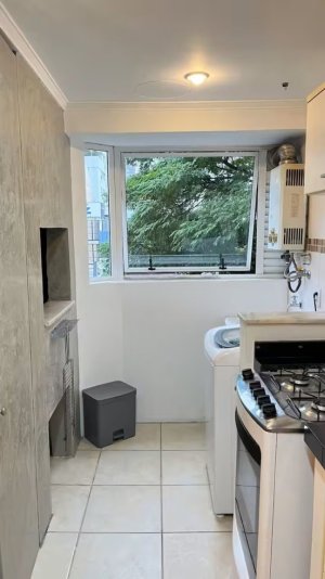 Apartamento com 47m², 1 dormitório no bairro Petrópolis em Porto Alegre para Alugar