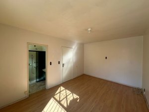 Casa com 250m², 5 dormitórios no bairro Rio Branco em Porto Alegre para Alugar