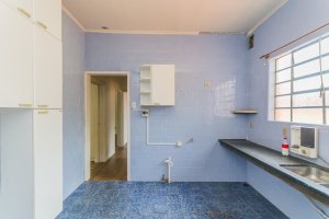 Casa com 250m², 5 dormitórios no bairro Rio Branco em Porto Alegre para Alugar
