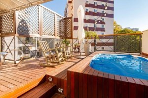 Apartamento com 130m², 2 dormitórios no bairro Rio Branco em Porto Alegre para Alugar