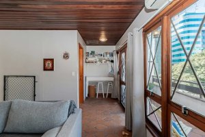Apartamento com 130m², 2 dormitórios no bairro Rio Branco em Porto Alegre para Alugar