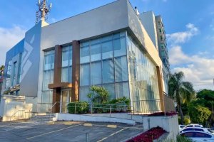 Loja com 840m² no bairro Auxiliadora em Porto Alegre para Alugar