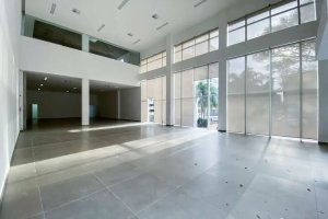 Loja com 840m² no bairro Auxiliadora em Porto Alegre para Alugar