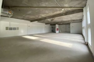 Loja com 840m² no bairro Auxiliadora em Porto Alegre para Alugar