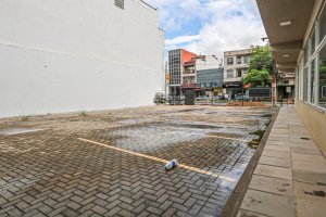 Ponto Comercial com 215m² no bairro São João em Porto Alegre para Alugar