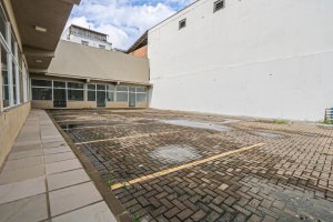 Ponto Comercial com 215m² no bairro São João em Porto Alegre para Alugar