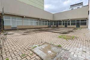 Ponto Comercial com 215m² no bairro São João em Porto Alegre para Alugar