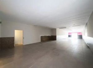 Loja com 490m² no bairro Moinhos de Vento em Porto Alegre para Alugar