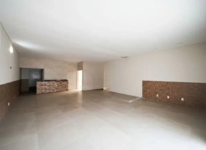 Loja com 490m² no bairro Moinhos de Vento em Porto Alegre para Alugar