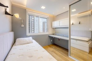 Apartamento com 125m², 3 dormitórios no bairro Jardim Europa em Porto Alegre para Alugar