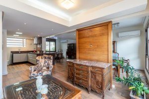 Apartamento com 144m², 3 dormitórios no bairro Petrópolis em Porto Alegre para Alugar
