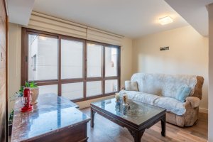 Apartamento com 144m², 3 dormitórios no bairro Petrópolis em Porto Alegre para Alugar