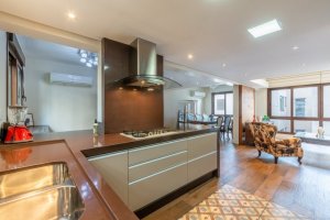 Apartamento com 144m², 3 dormitórios no bairro Petrópolis em Porto Alegre para Alugar