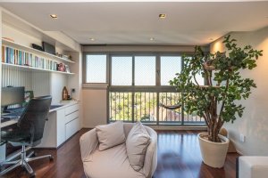 Apartamento com 172m², 4 dormitórios no bairro Três Figueiras em Porto Alegre para Alugar