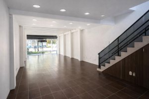 Loja com 190m² no bairro Auxiliadora em Porto Alegre para Alugar