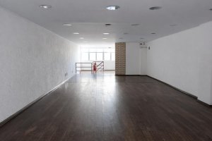 Loja com 190m² no bairro Auxiliadora em Porto Alegre para Alugar
