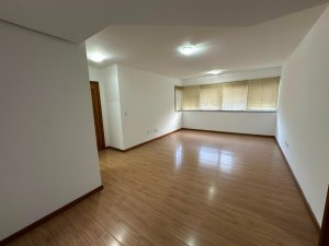 Apartamento com 85m², 2 dormitórios no bairro Petrópolis em Porto Alegre para Alugar