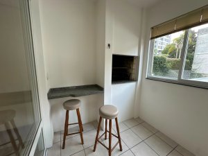 Apartamento com 85m², 2 dormitórios no bairro Petrópolis em Porto Alegre para Alugar