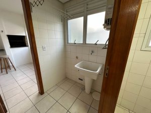 Apartamento com 85m², 2 dormitórios no bairro Petrópolis em Porto Alegre para Alugar