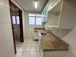 Apartamento com 85m², 2 dormitórios no bairro Petrópolis em Porto Alegre para Alugar