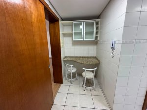Apartamento com 85m², 2 dormitórios no bairro Petrópolis em Porto Alegre para Alugar