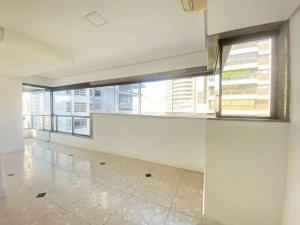 Apartamento com 162m², 3 dormitórios no bairro Moinhos de Vento em Porto Alegre para Alugar