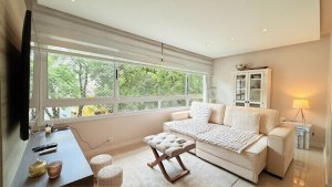 Apartamento com 85m², 2 dormitórios no bairro Petrópolis em Porto Alegre para Alugar