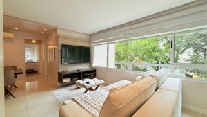 Apartamento com 85m², 2 dormitórios no bairro Petrópolis em Porto Alegre para Alugar
