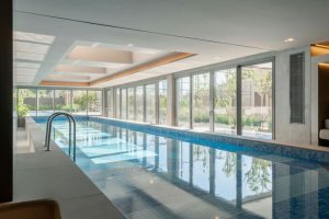 Apartamento com 189m², 3 dormitórios no bairro Jardim Europa em Porto Alegre para Alugar