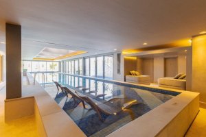 Apartamento com 189m², 3 dormitórios no bairro Jardim Europa em Porto Alegre para Alugar