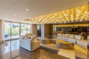Apartamento com 189m², 3 dormitórios no bairro Jardim Europa em Porto Alegre para Alugar