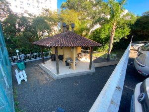 Apartamento com 57m², 2 dormitórios no bairro Jardim Carvalho em Porto Alegre para Alugar