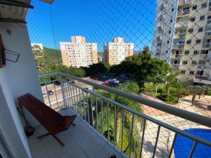 Apartamento com 57m², 2 dormitórios no bairro Jardim Carvalho em Porto Alegre para Alugar