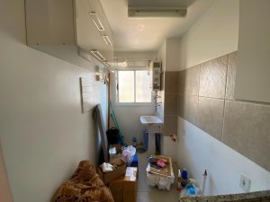 Apartamento com 57m², 2 dormitórios no bairro Jardim Carvalho em Porto Alegre para Alugar
