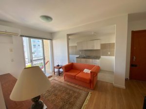Apartamento com 57m², 2 dormitórios no bairro Jardim Carvalho em Porto Alegre para Alugar