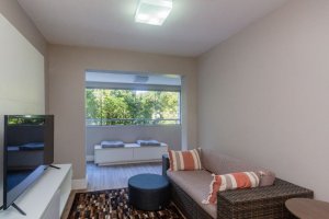 Apartamento com 58m², 1 dormitório no bairro Três Figueiras em Porto Alegre para Alugar