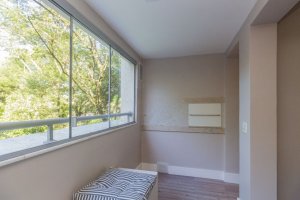 Apartamento com 58m², 1 dormitório no bairro Três Figueiras em Porto Alegre para Alugar