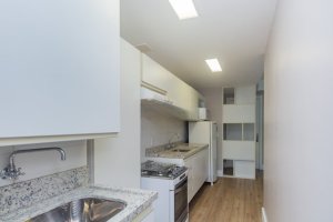 Apartamento com 58m², 1 dormitório no bairro Três Figueiras em Porto Alegre para Alugar