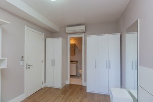 Apartamento com 58m², 1 dormitório no bairro Três Figueiras em Porto Alegre para Alugar